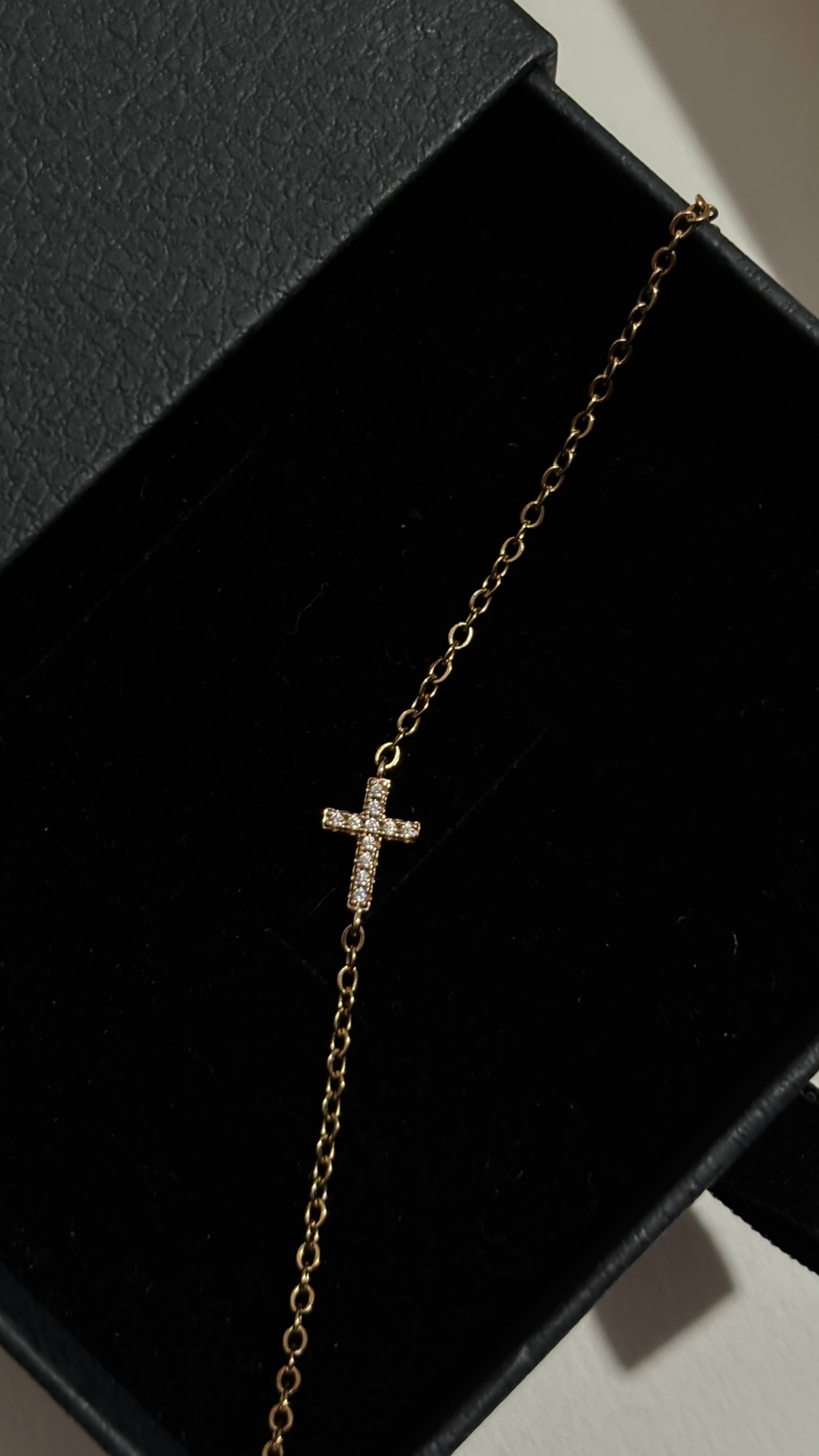 Dainty cross bracelet