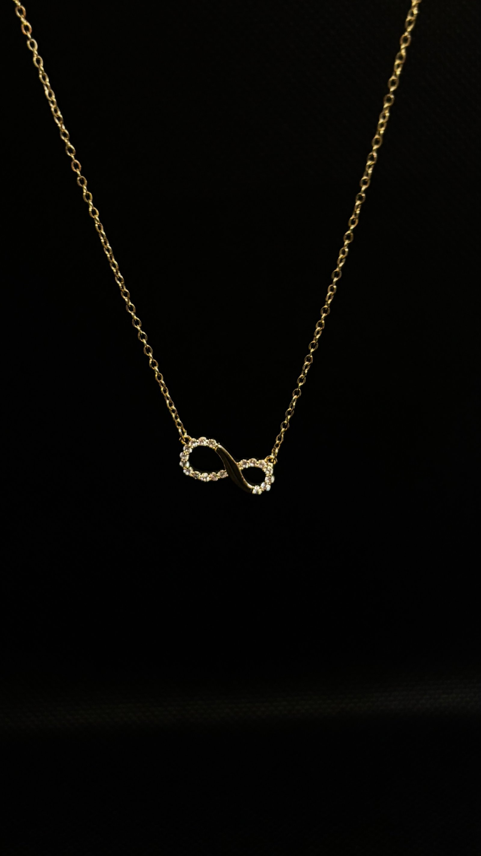 Eterna Necklace