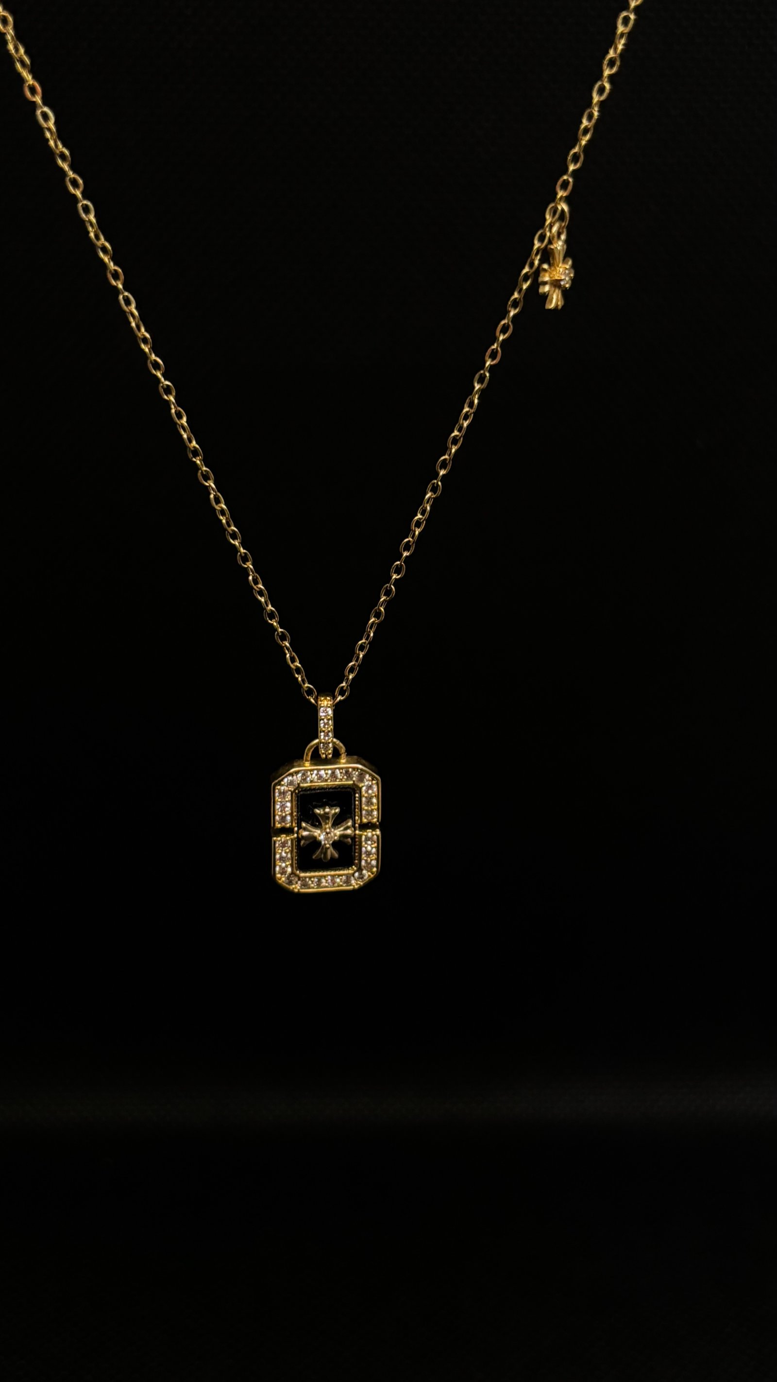 Palm square Necklace