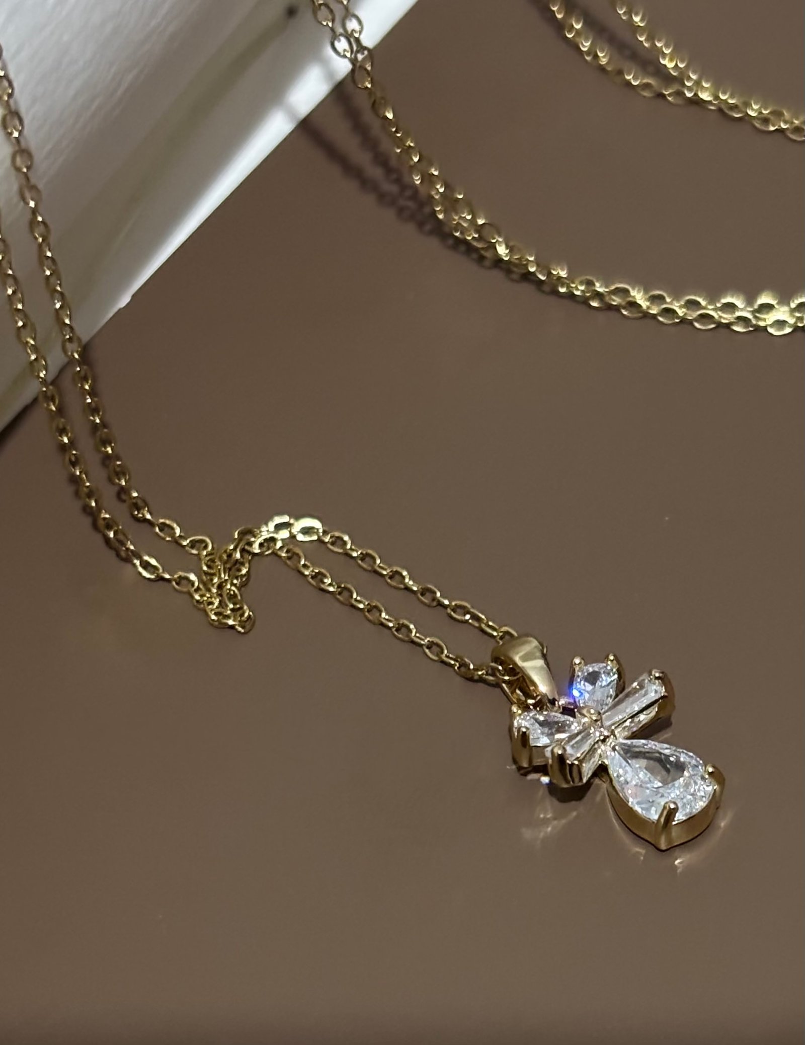 Crystal bow drop Necklace