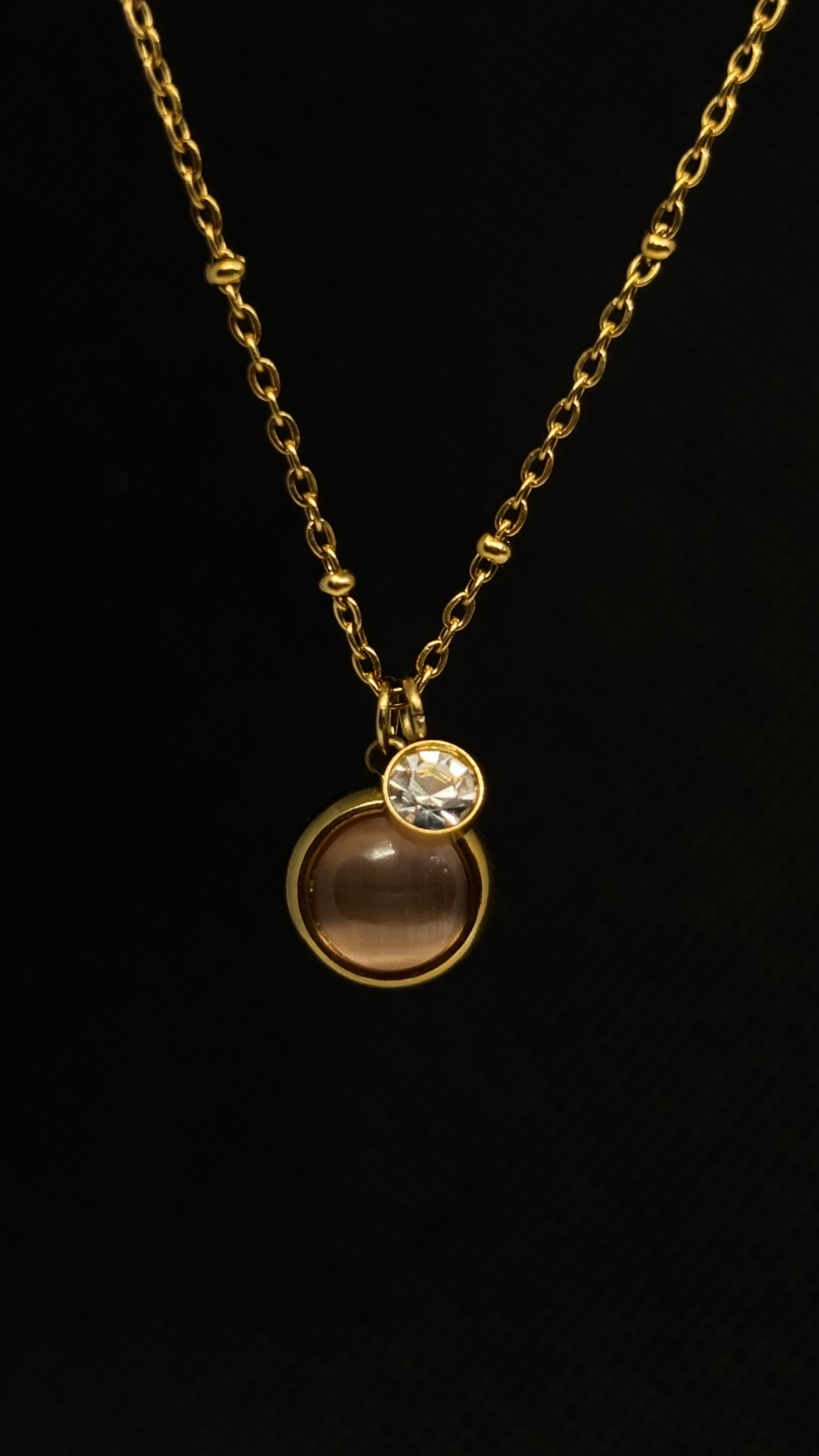 Dune crystal pendant