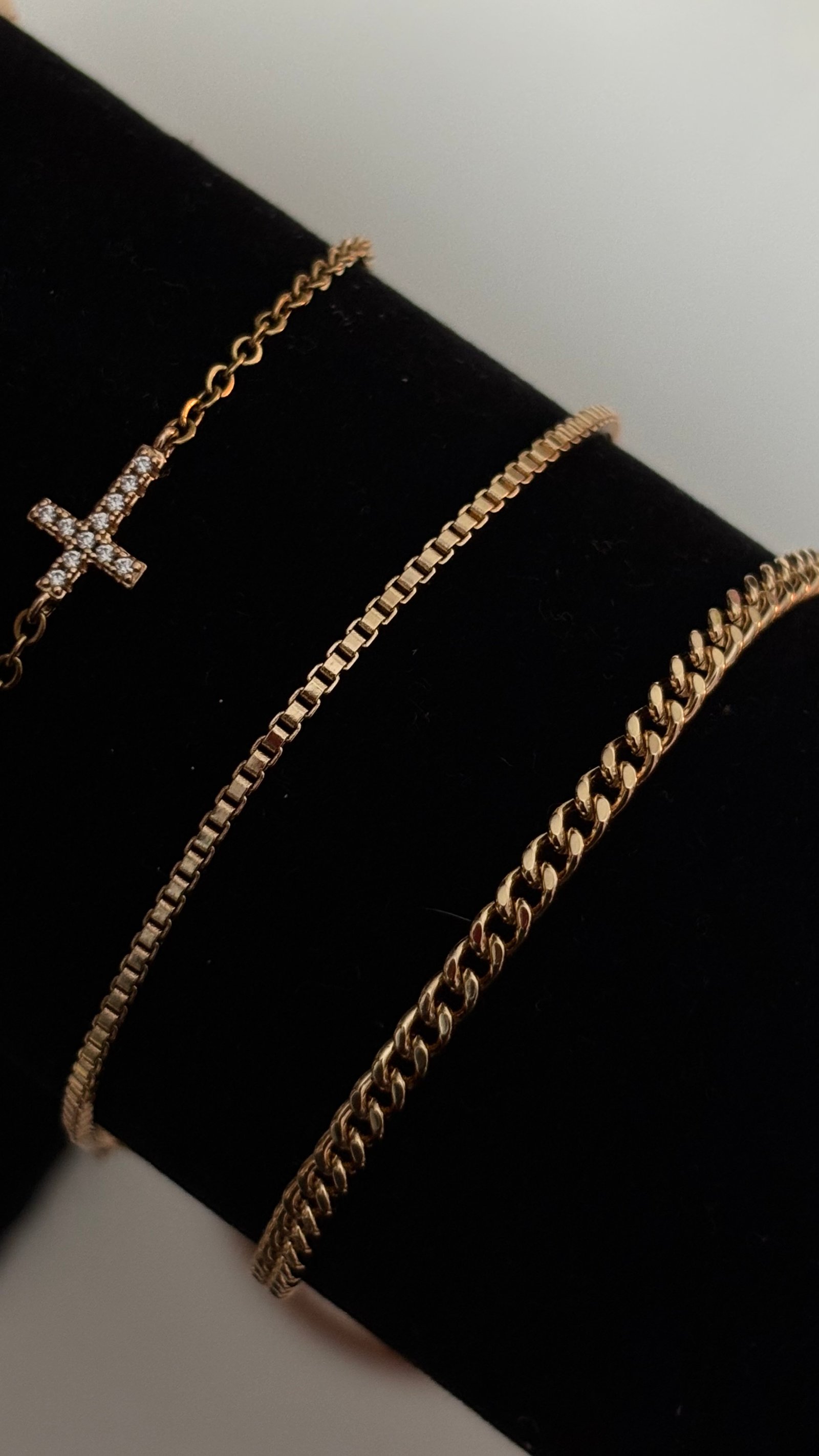 Dainty cross bracelet
